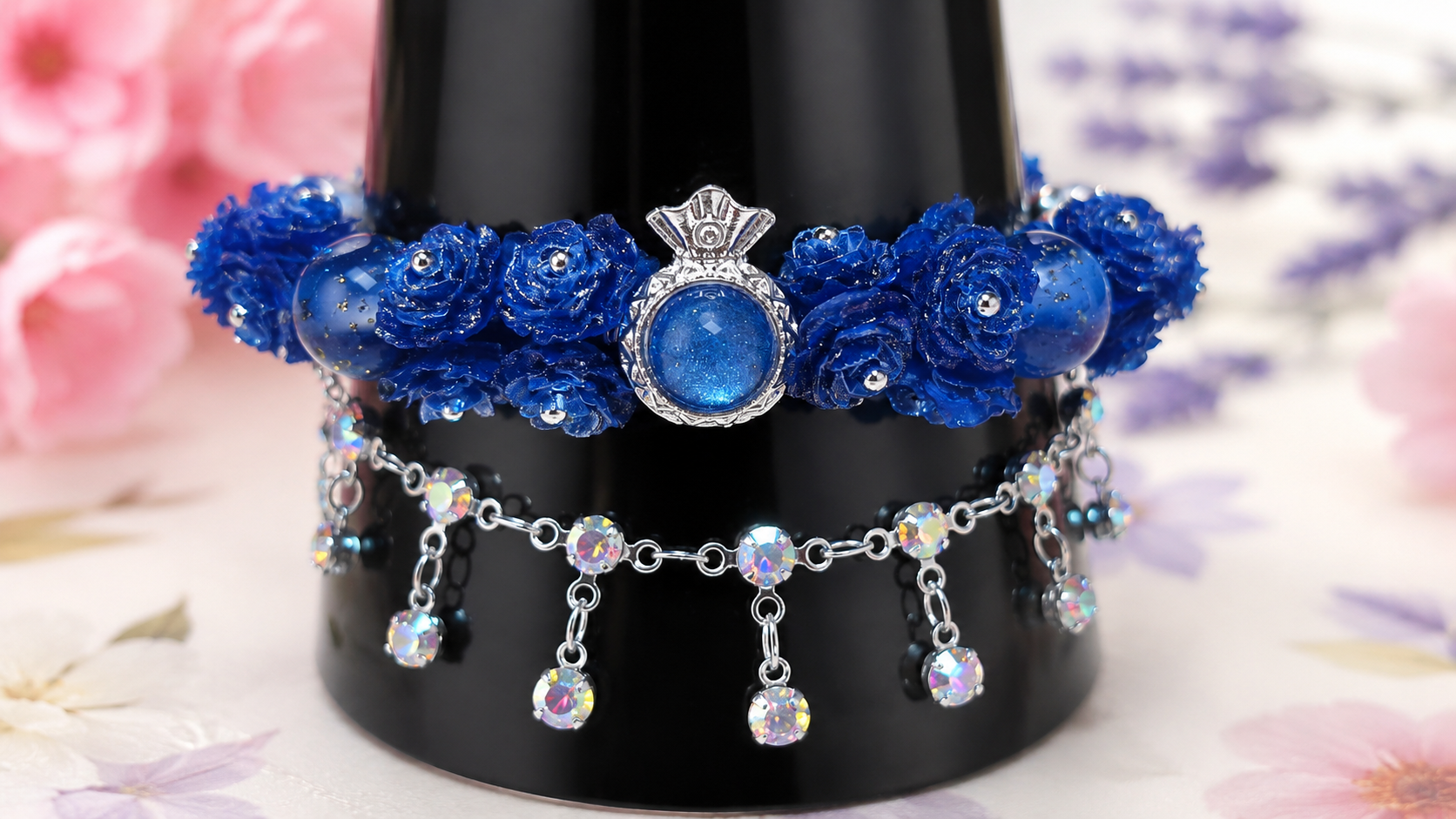 Pulsera de flores azul oscuro